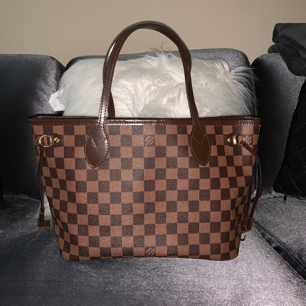 Authentic Louis Vuitton Damier PM..Price is Firm